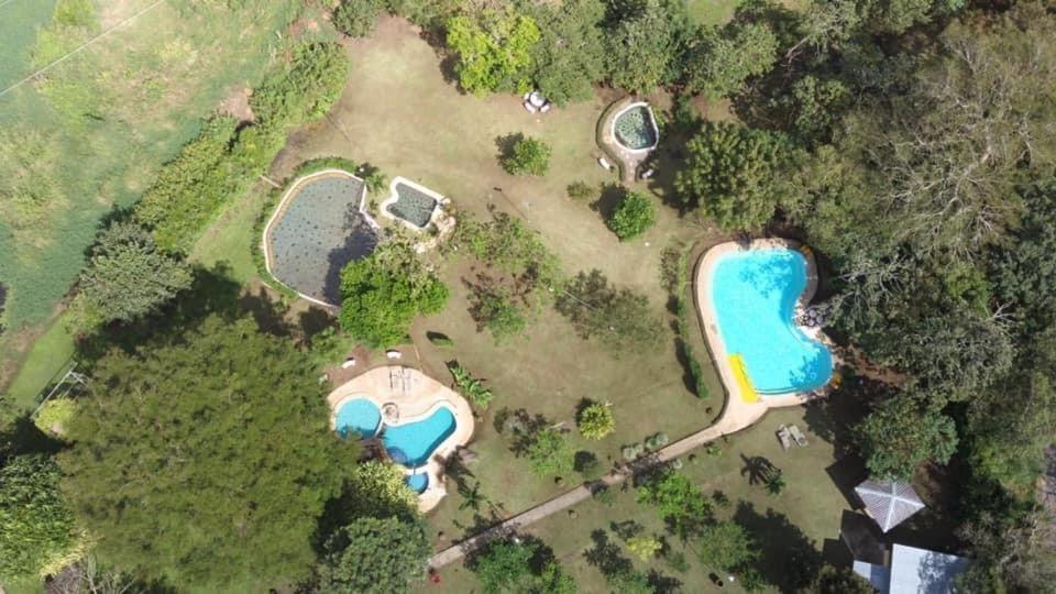 Colinas Del Miravalles Hotel & Hot Springs Guayabo  Buitenkant foto